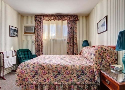 Picton Harbour Inn エクステリア 写真